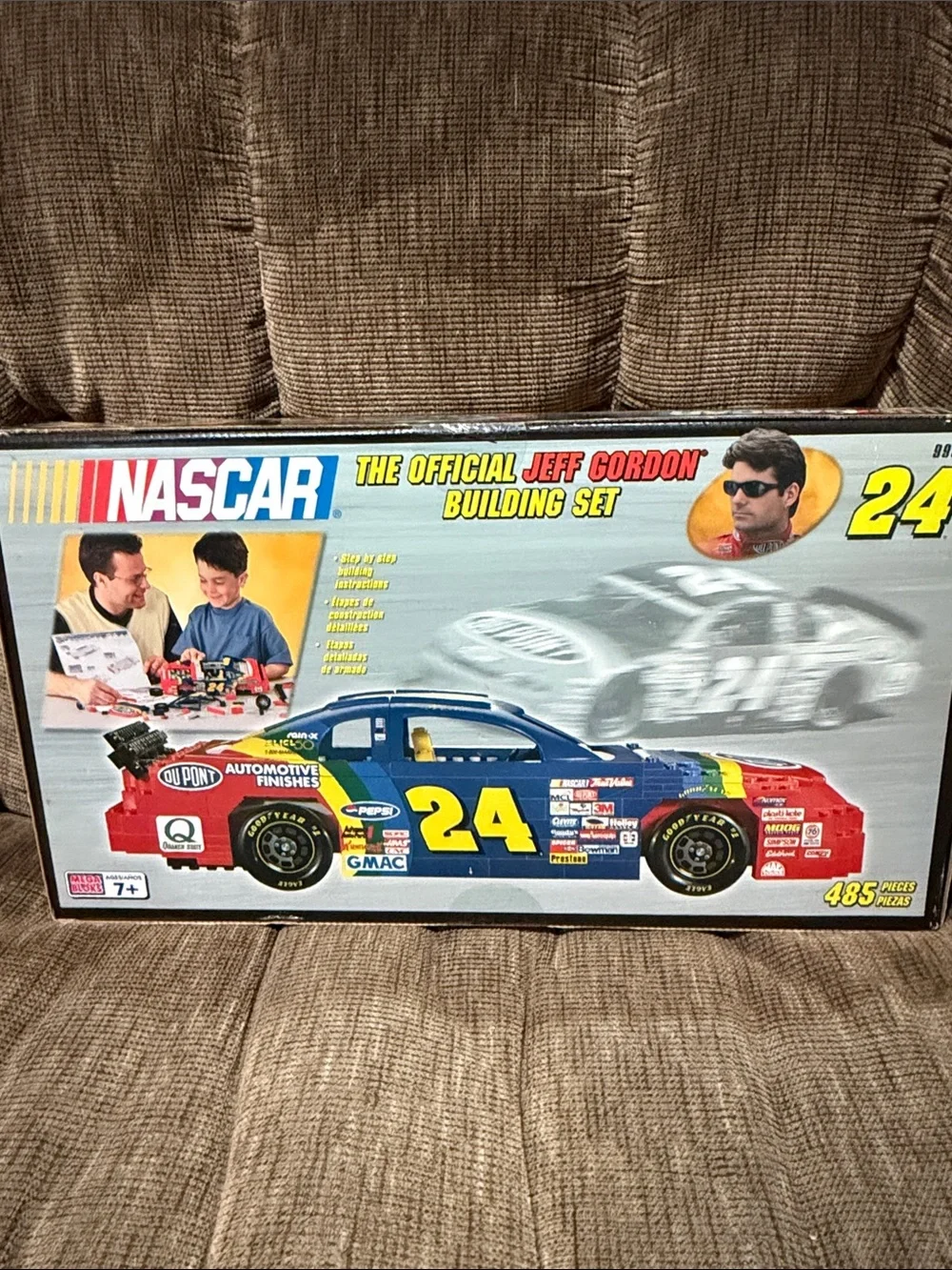 Nascar Jeff Gordon No.24 Mega Bloks Building Set - Blue, Red, Yellow